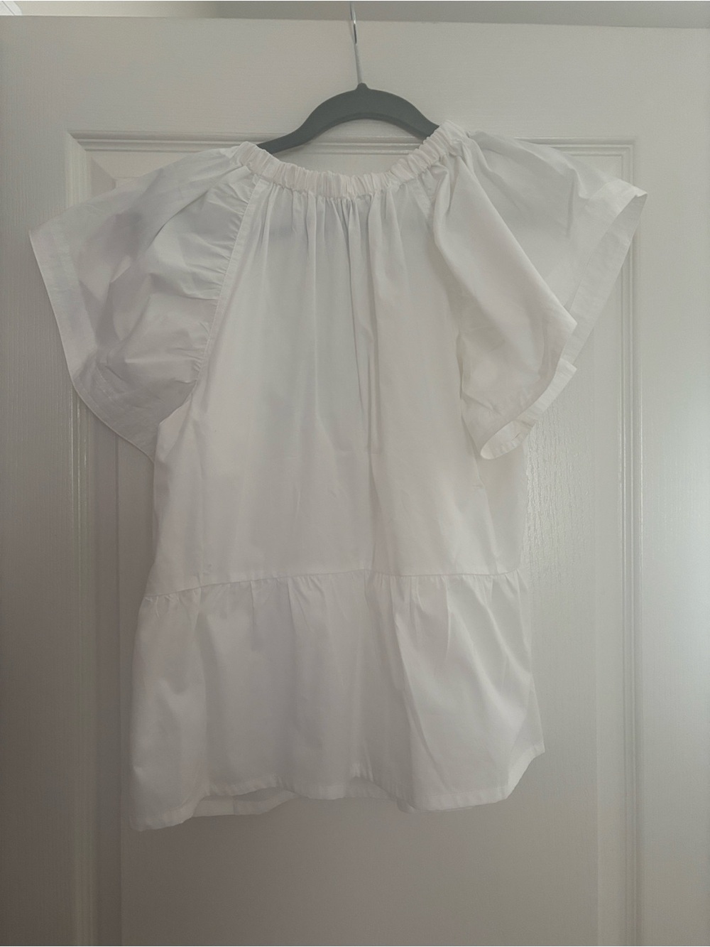 Joe’s White Ruffled Button-Up Blouse - Picture 3 of 3